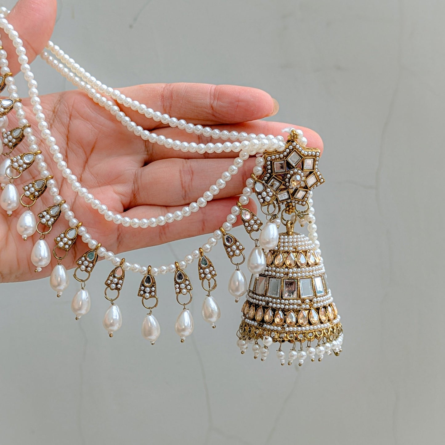 Sahara Royal Jadau Earring with Mang Tikka Set - Golden