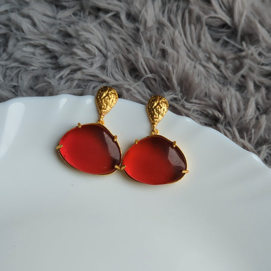 Red Monalisa Stone Brass Earring